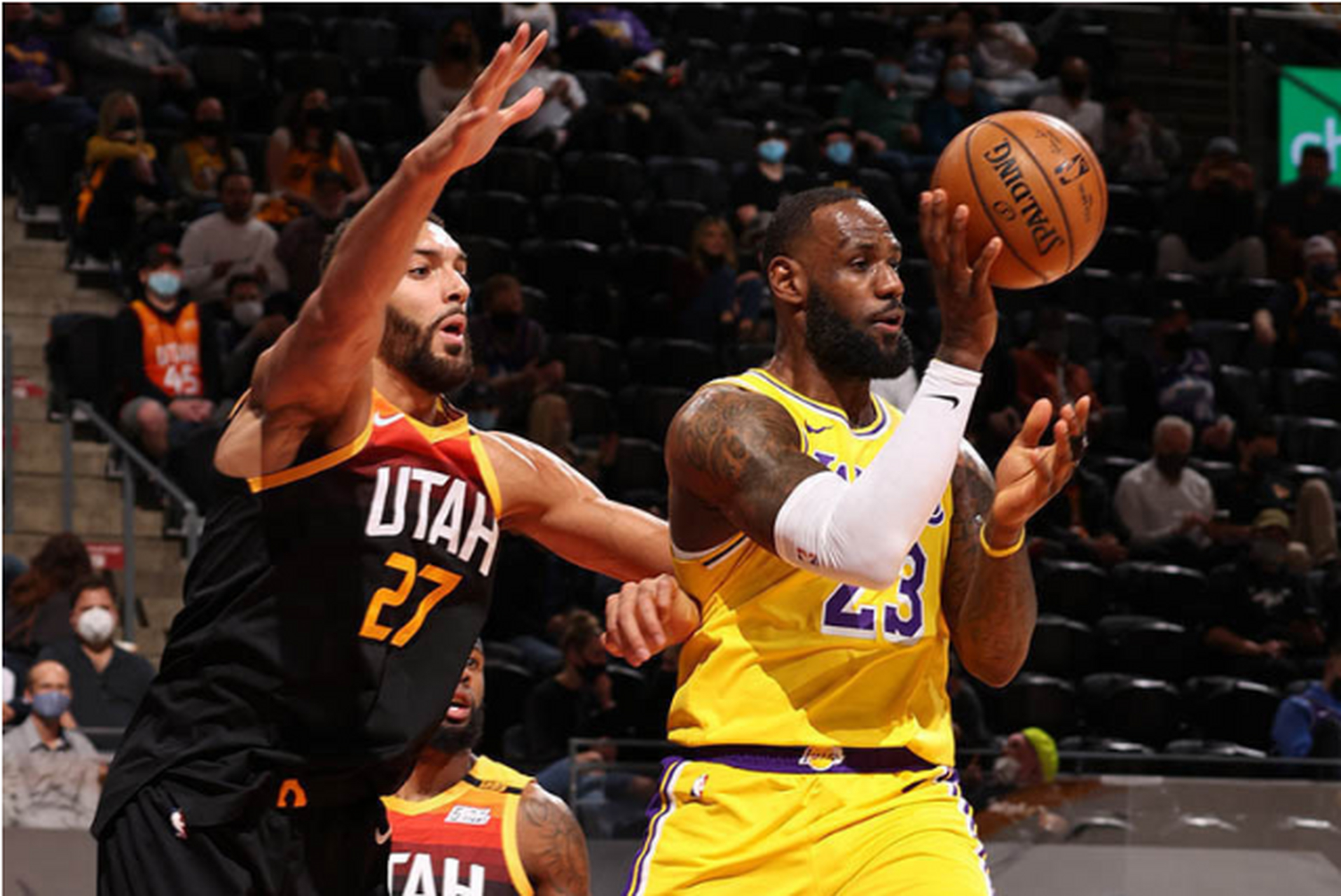 江苏队轻取爵士，浓眉哥扛起全队