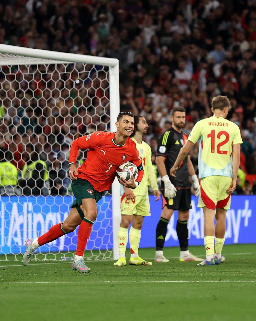 西班牙险胜意大利，晋级欧国杯半决赛